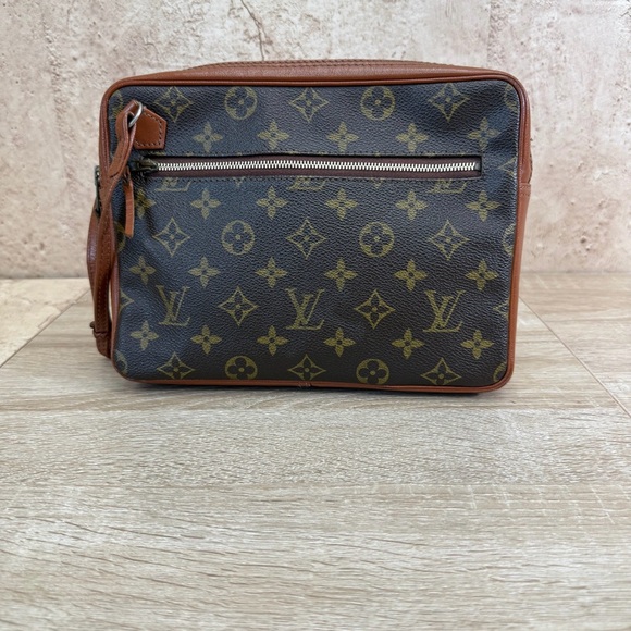 LOUIS VUITTON Monogram Pochette Sports wristlet Clutch Bag